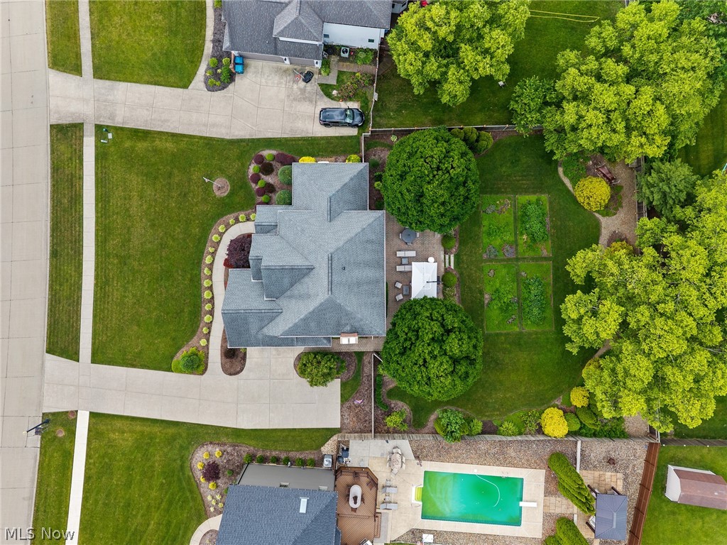 5318 New Haven Court Sheffield Village OH 44054