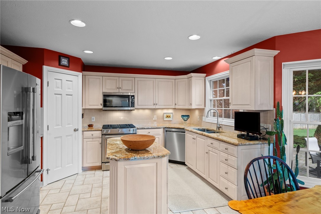5318 New Haven Court Sheffield Village OH 44054