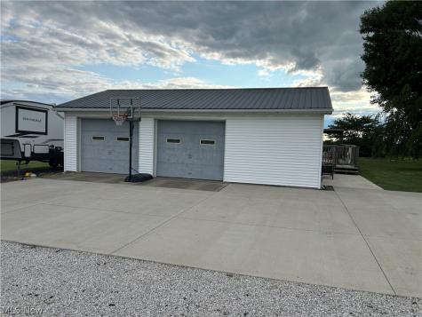 6239 Millersburg Road Wooster OH 44691