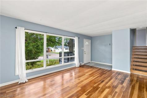 3335 Bailey Road Cuyahoga Falls OH 44221