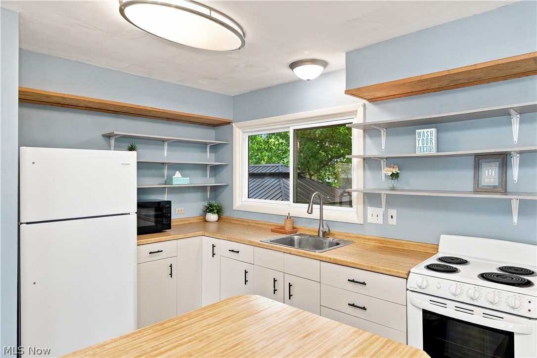 3335 Bailey Road Cuyahoga Falls OH 44221