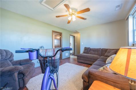 3872 Sherbrook Oval Brunswick OH 44212