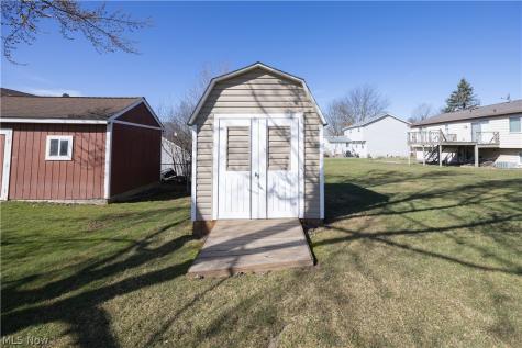 3872 Sherbrook Oval Brunswick OH 44212