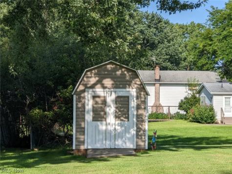 3872 Sherbrook Oval Brunswick OH 44212