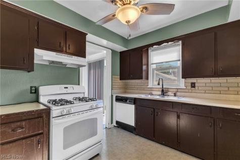 5233 W 16th Street Parma OH 44134