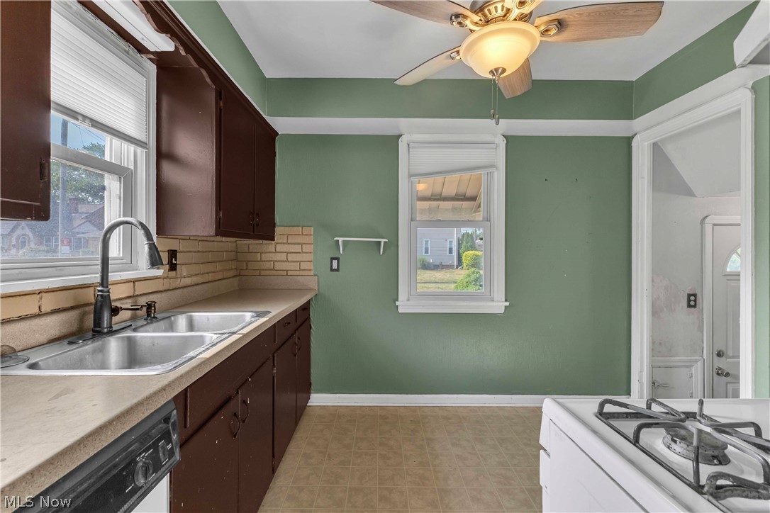 5233 W 16th Street Parma OH 44134