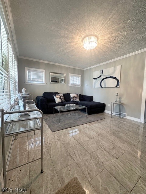 2613 Oakdale Avenue Lorain OH 44055