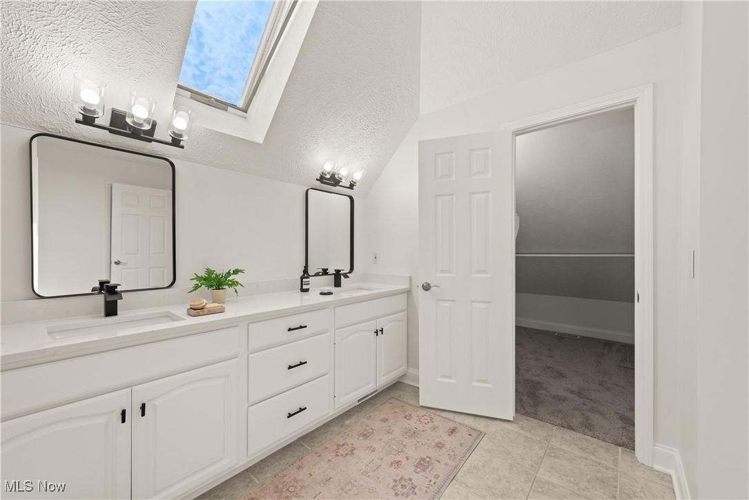 4771 Litchfield Drive Cleveland OH 44143