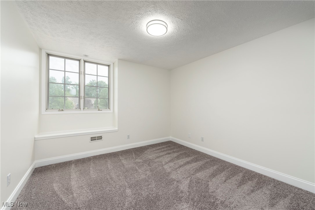 4771 Litchfield Drive Cleveland OH 44143