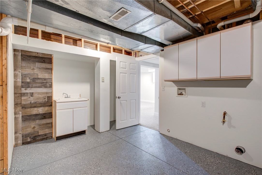 4771 Litchfield Drive Cleveland OH 44143