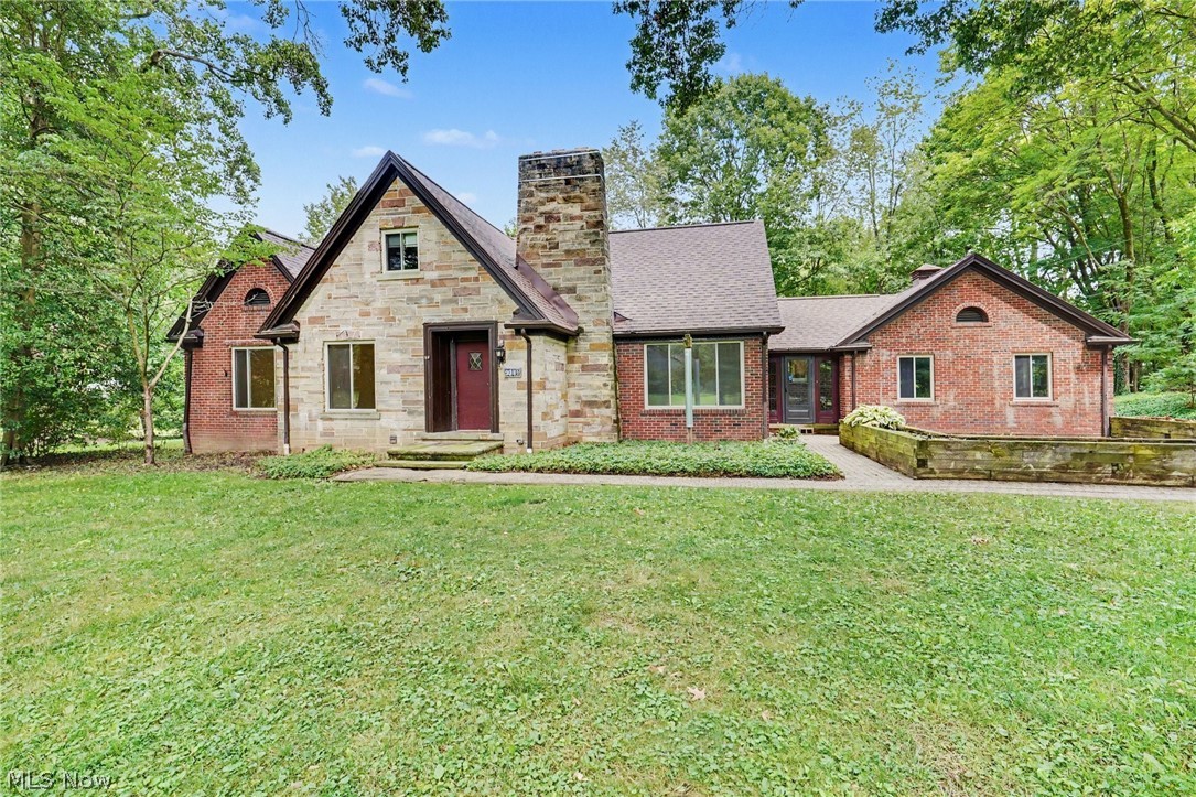 2381 Chatham Road Akron OH 44313