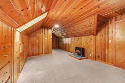 2381 Chatham Road Akron OH 44313