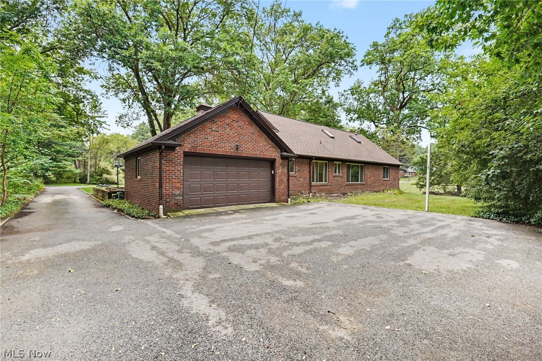 2381 Chatham Road Akron OH 44313
