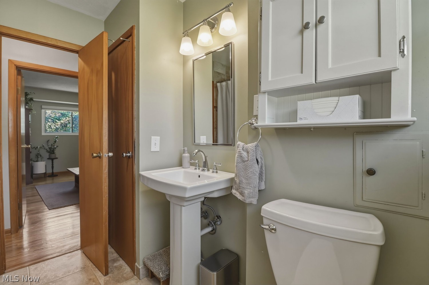 3905 W 213th Street Fairview Park OH 44126