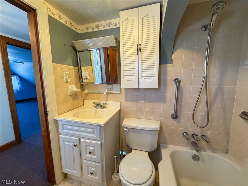 403 Burrows Avenue East Liverpool OH 43920