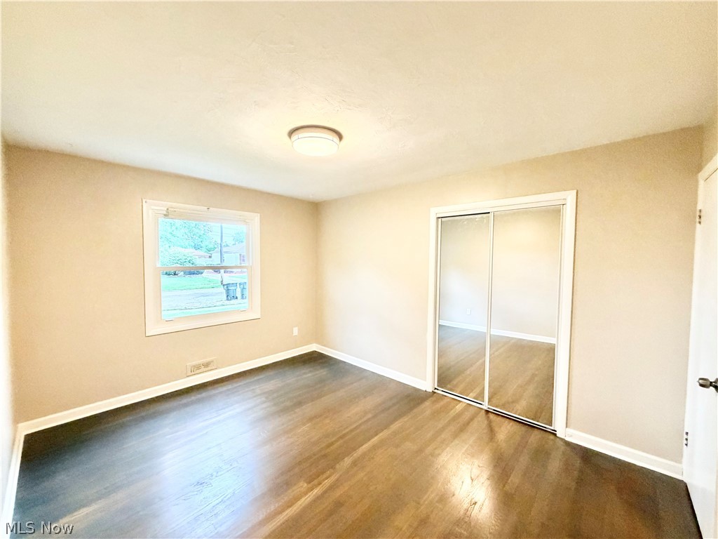 19304 Mayfair Lane Warrensville Heights OH 44128