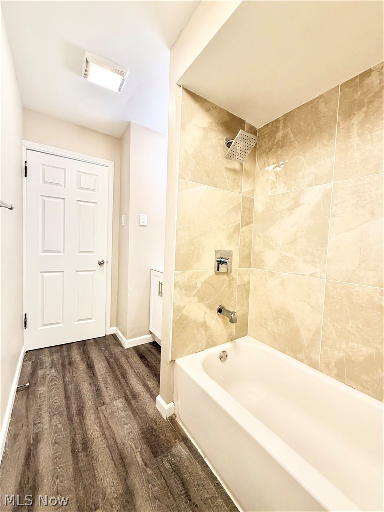 19304 Mayfair Lane Warrensville Heights OH 44128