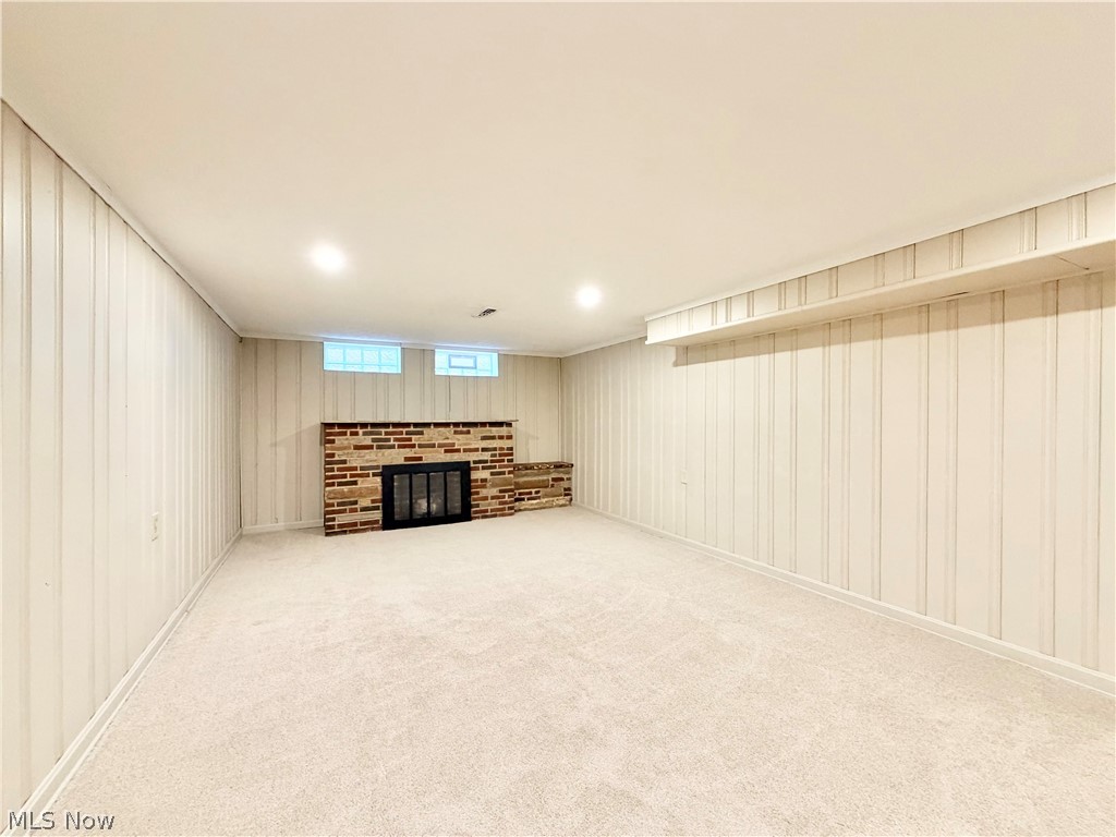 19304 Mayfair Lane Warrensville Heights OH 44128