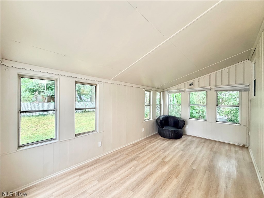 19304 Mayfair Lane Warrensville Heights OH 44128