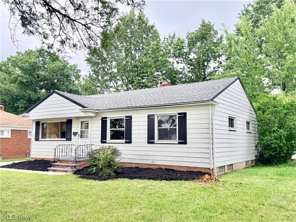 19304 Mayfair Lane Warrensville Heights OH 44128