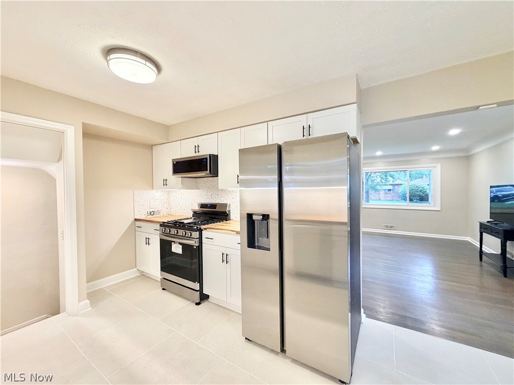19304 Mayfair Lane Warrensville Heights OH 44128