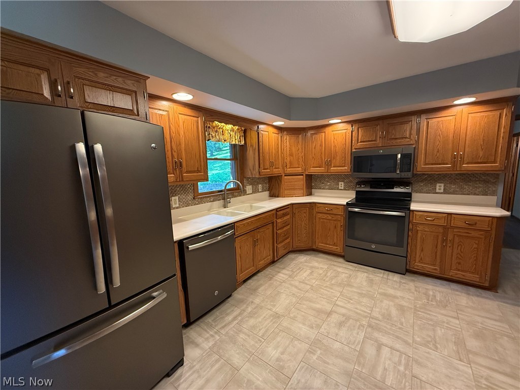 44105 Township Road 55 Coshocton OH 43812