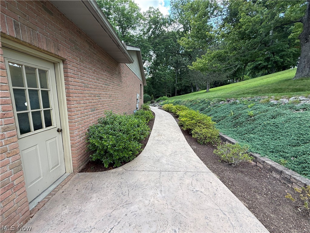 44105 Township Road 55 Coshocton OH 43812