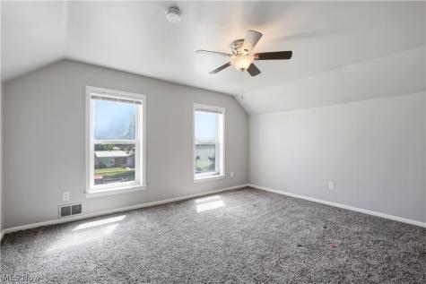 1756 Livingston Avenue Lorain OH 44052