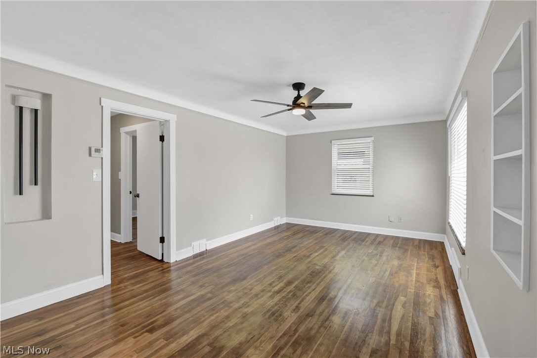 6214 Snow Road Parma OH 44129