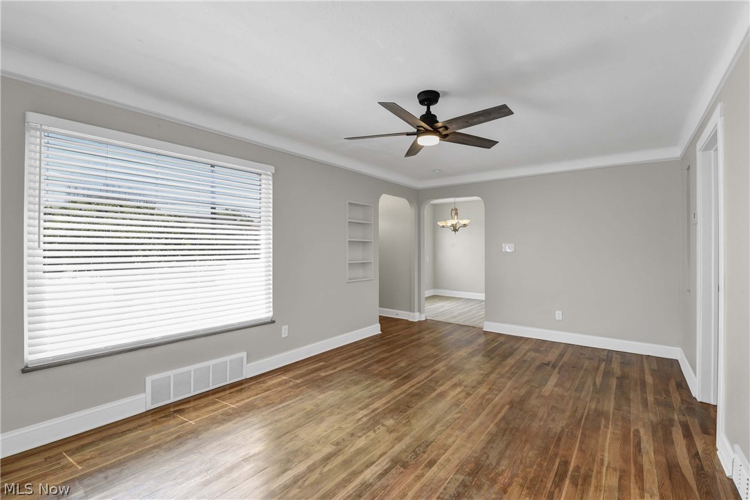 6214 Snow Road Parma OH 44129