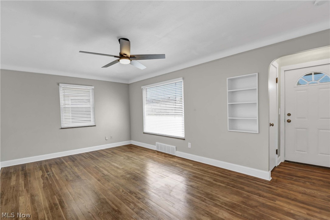 6214 Snow Road Parma OH 44129