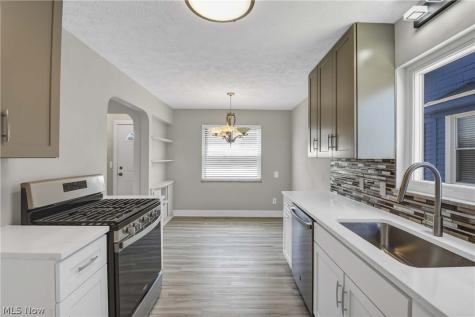 6214 Snow Road Parma OH 44129