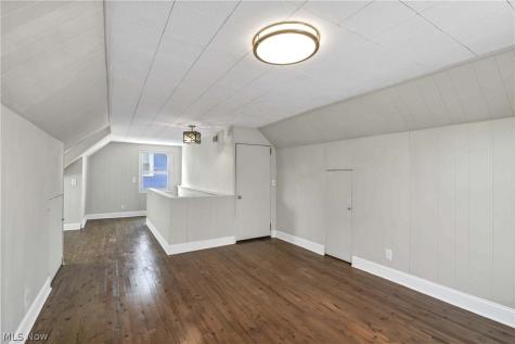 6214 Snow Road Parma OH 44129