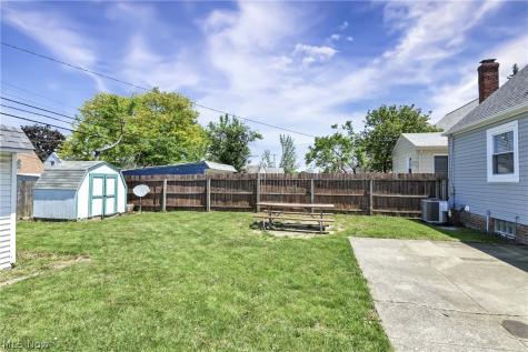 6214 Snow Road Parma OH 44129