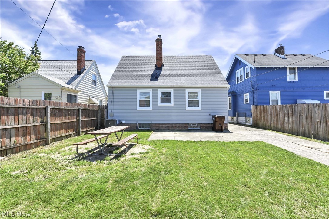 6214 Snow Road Parma OH 44129