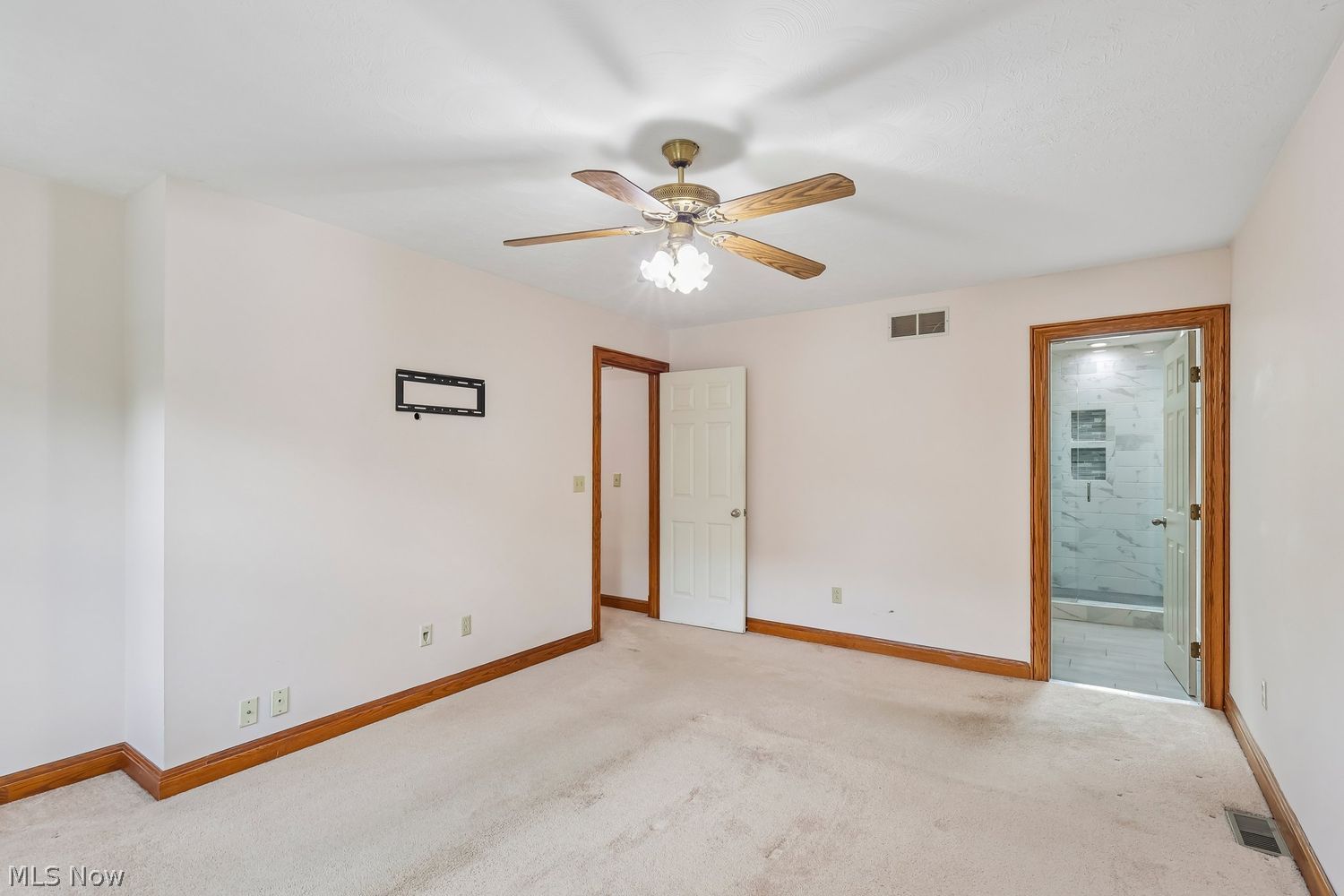 253 Steeplechase Lane Munroe Falls OH 44262