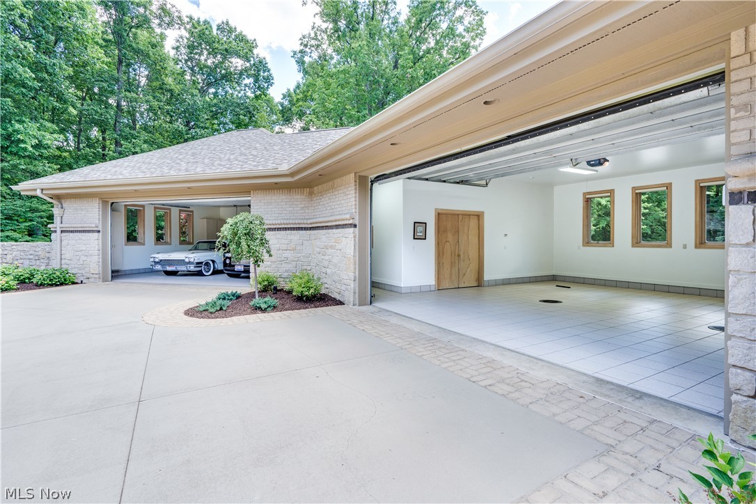 1790 Quaker Lane Salem OH 44460