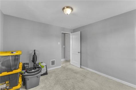 1238 Webb Road Lakewood OH 44107