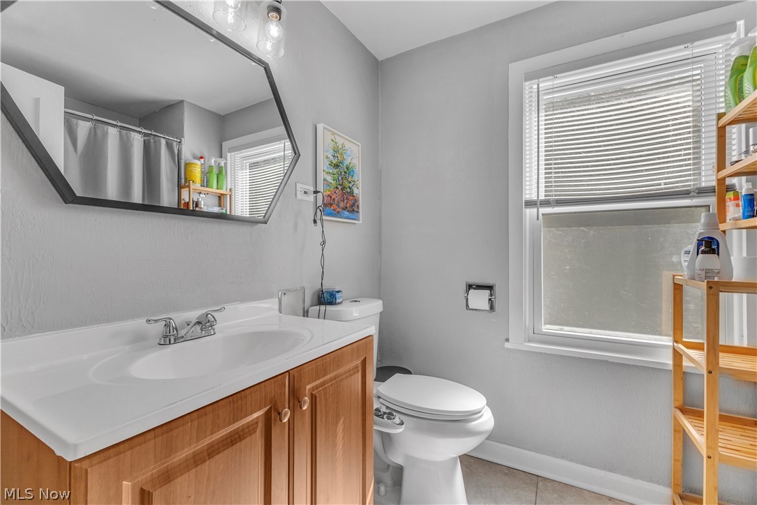 1238 Webb Road Lakewood OH 44107