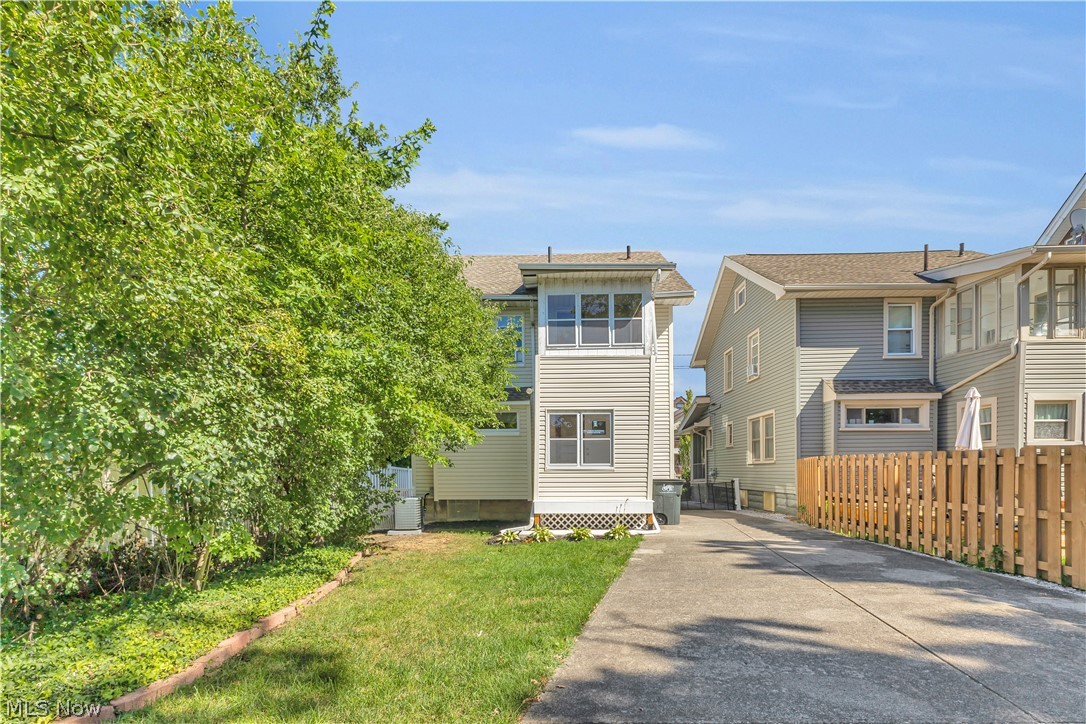 1238 Webb Road Lakewood OH 44107
