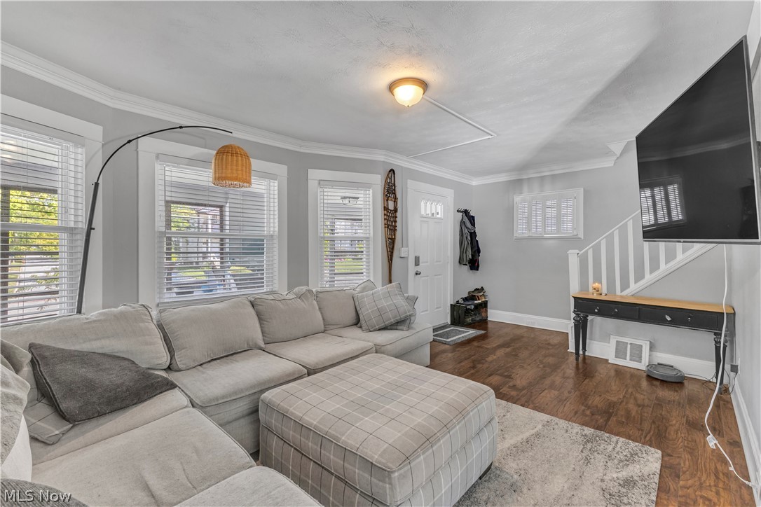 1238 Webb Road Lakewood OH 44107