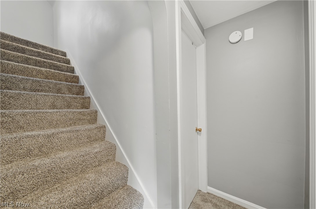 2643 Fletcher Avenue NE Canton OH 44705
