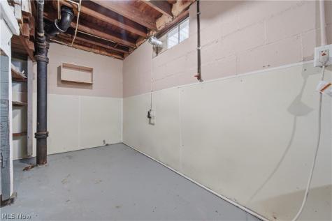 2643 Fletcher Avenue NE Canton OH 44705
