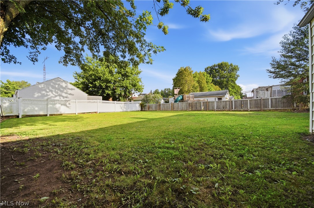 2643 Fletcher Avenue NE Canton OH 44705
