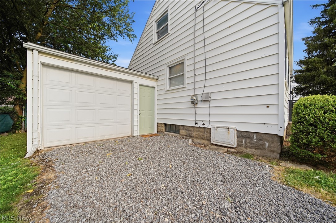 2643 Fletcher Avenue NE Canton OH 44705