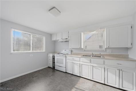 2643 Fletcher Avenue NE Canton OH 44705