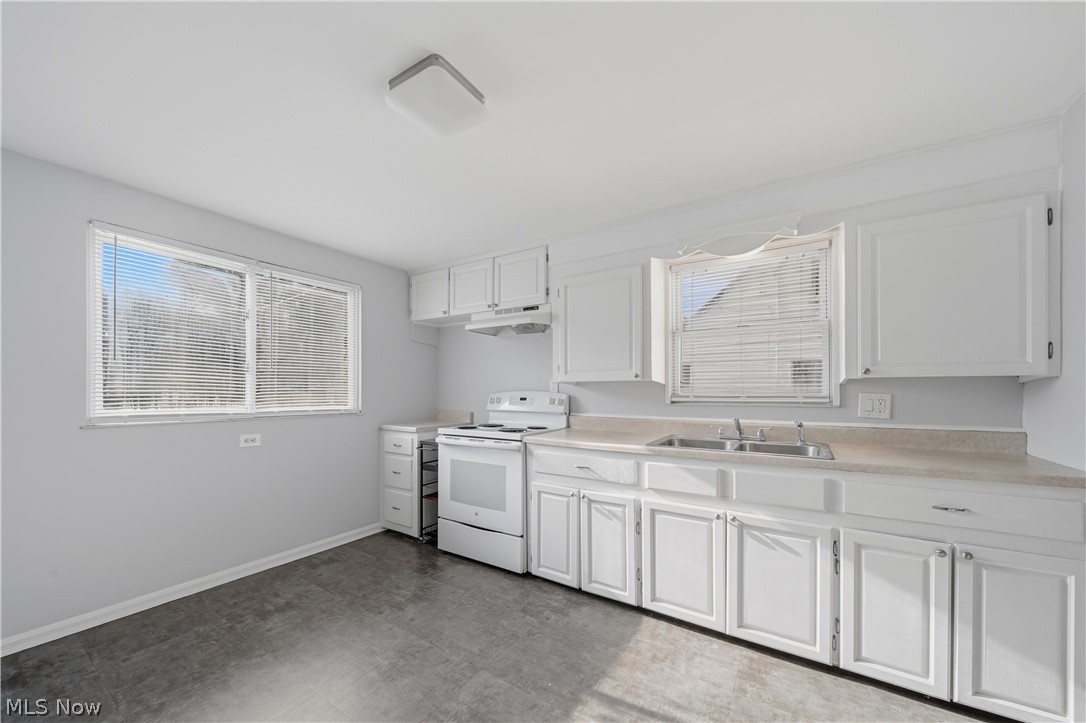 2643 Fletcher Avenue NE Canton OH 44705