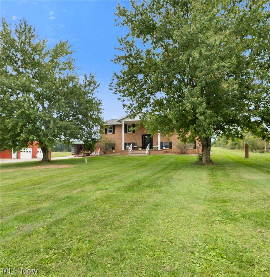 4025 Arrow Road NW Carrollton OH 44615