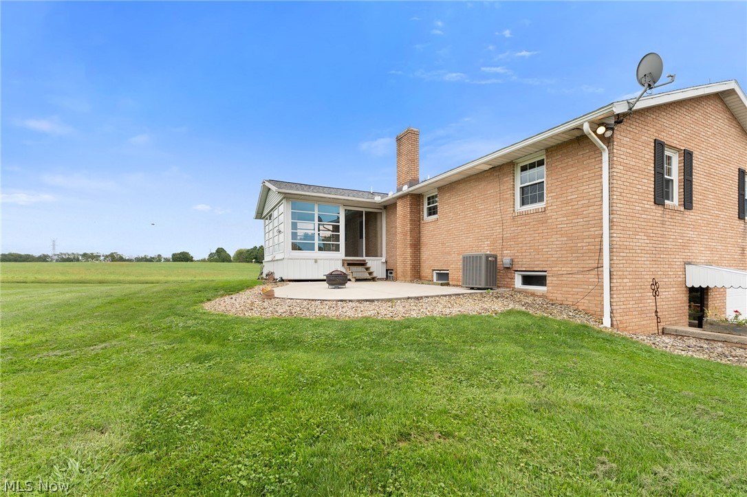 4025 Arrow Road NW Carrollton OH 44615