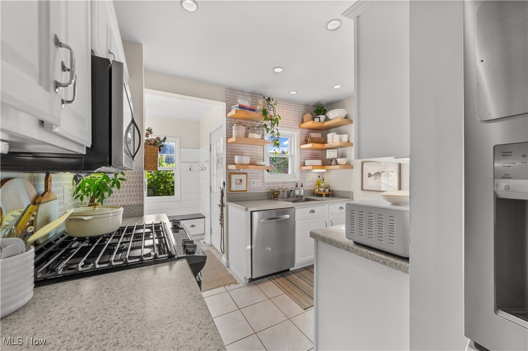 1205 Elbur Avenue Lakewood OH 44107